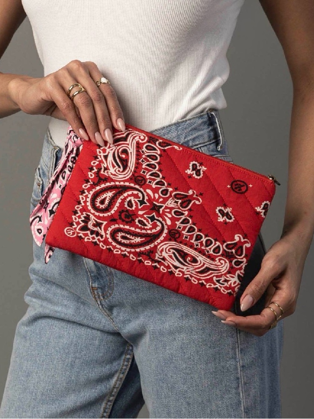 NWT Boho Bandana Paisley Print Contrast Quilted Clutch Bag Red & Pink - Picture 8 of 8